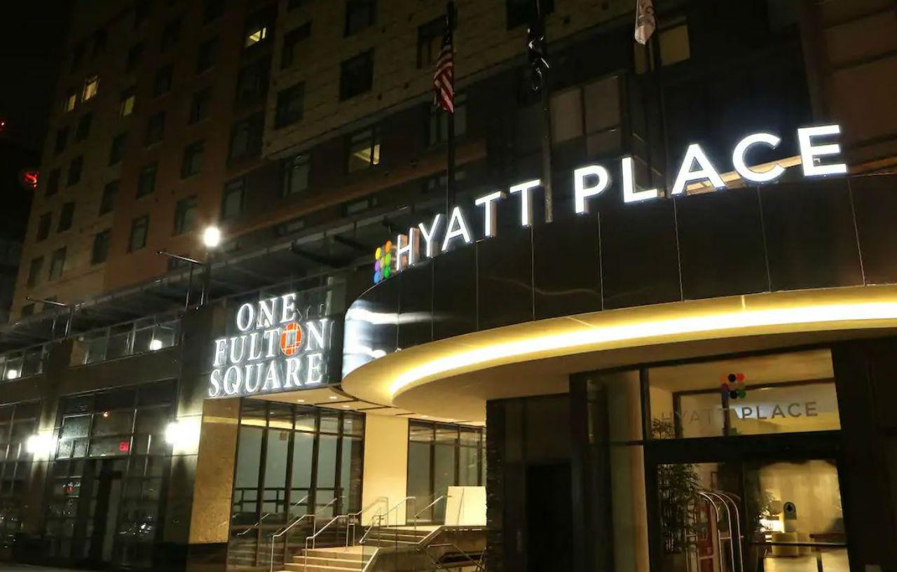 Hyatt Place Flushing/Lga Airport New York Bagian luar foto