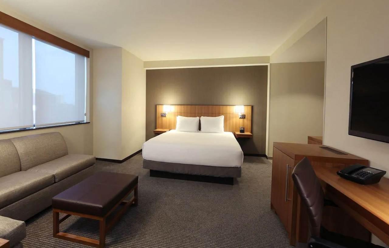 Hyatt Place Flushing/Lga Airport New York Bagian luar foto
