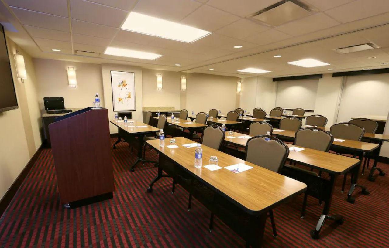 Hyatt Place Flushing/Lga Airport New York Bagian luar foto