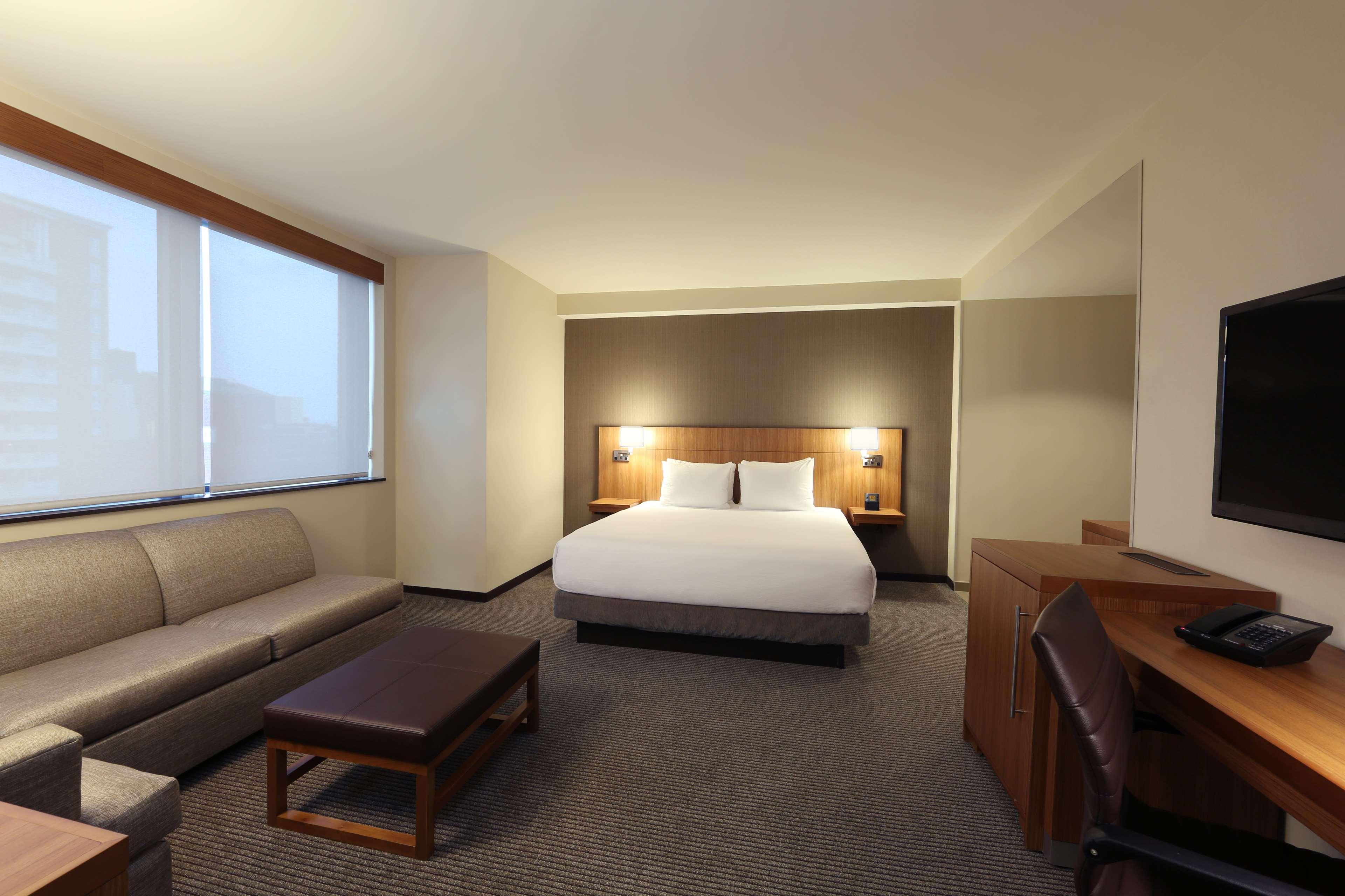Hyatt Place Flushing/Lga Airport New York Bagian luar foto